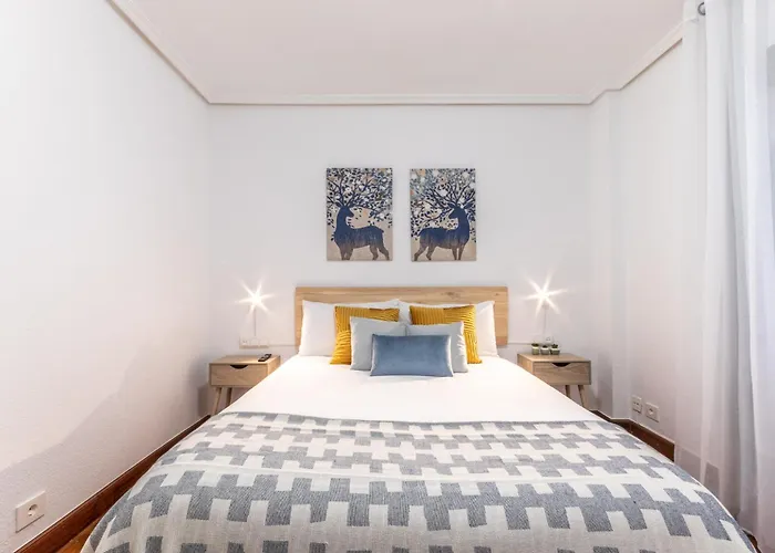 1 Parada Al Casco Viejo, 1 Min En Metro - Santutxu Апартаменты Бильбао