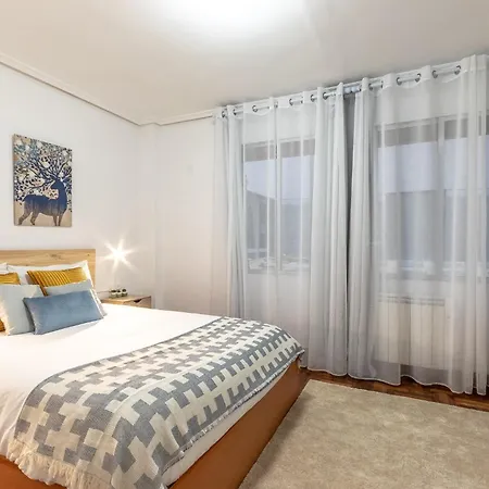 1 Parada Al Casco Viejo, 1 Min En Metro - Santutxu Apartamento *