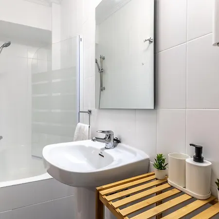 1 Parada Al Casco Viejo, 1 Min En Metro - Santutxu Apartamento Bilbao