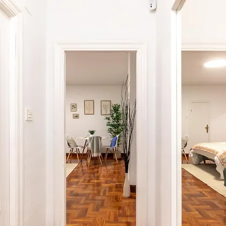 1 Parada Al Casco Viejo, 1 Min En Metro - Santutxu Apartamento *