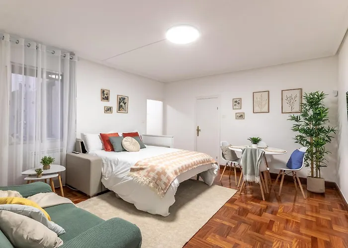 1 Parada Al Casco Viejo, 1 Min En Metro - Santutxu بلباو